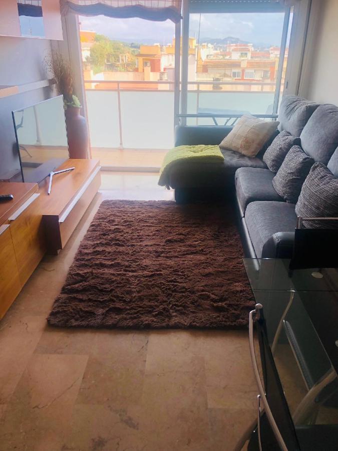 Apartamento Con Terraza Y Piscina En Malgrat De Mar Dış mekan fotoğraf