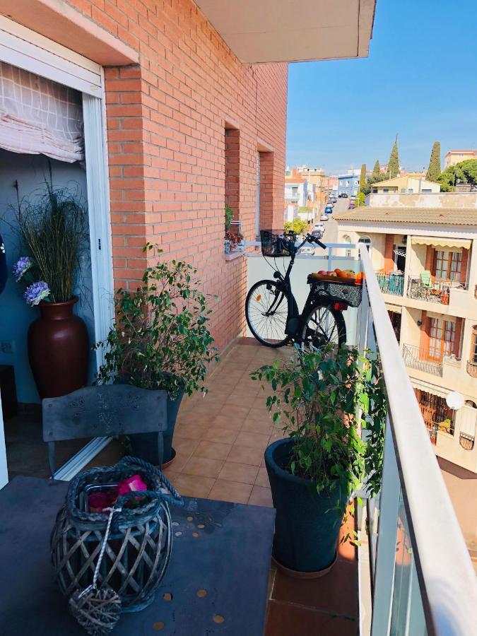 Apartamento Con Terraza Y Piscina En Malgrat De Mar Dış mekan fotoğraf